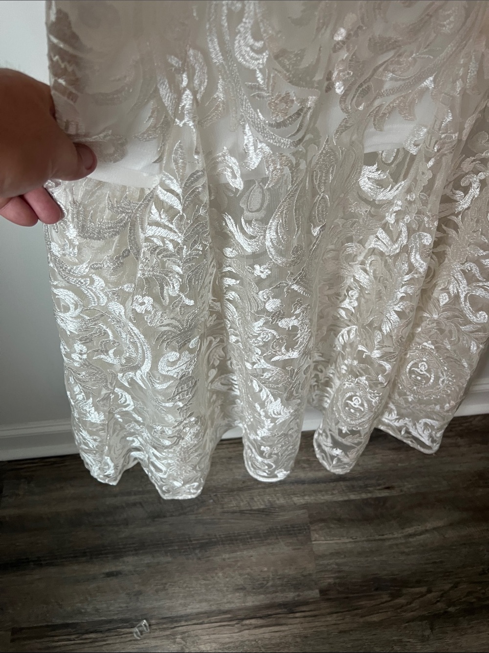 AKIRA Sweet Caroline Halter Midi Dress size Large 
🔷 - Picture 4 of 11